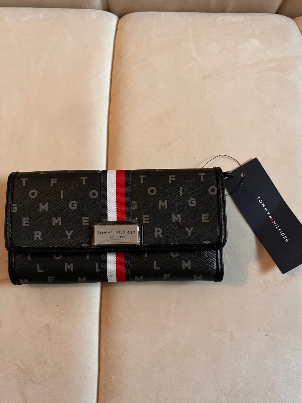 Tommy Hilfiger Black Logo Continental Wallet with Signature Stripe